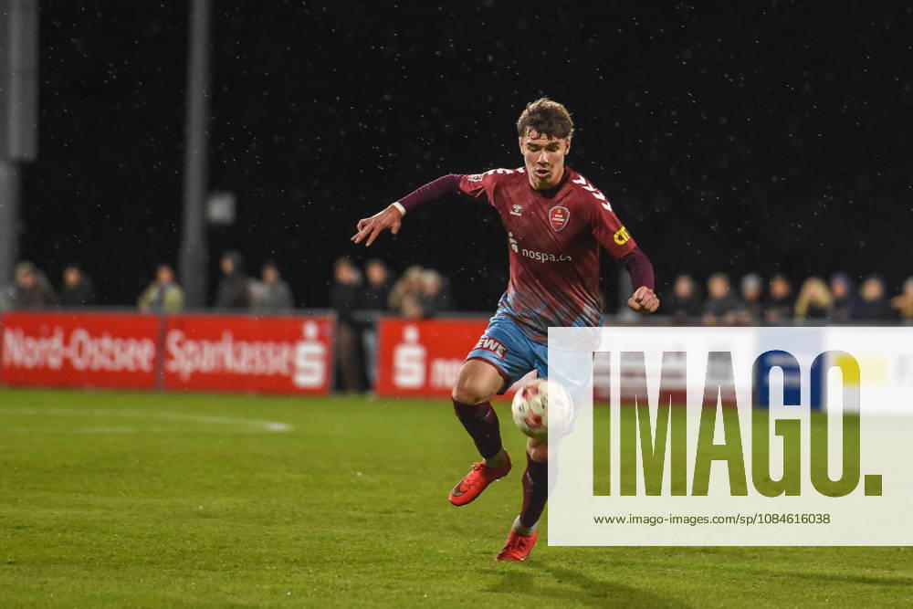 Soccer I Men s Team I 2026–2027 Season I Regionalliga Nord I Matchday 14 I SC Weiche Flensburg 08 vs. SV Drochtersen Assel I October 16, 2026 Maksym Tytarenko 29, SC Weiche Flensburg 08