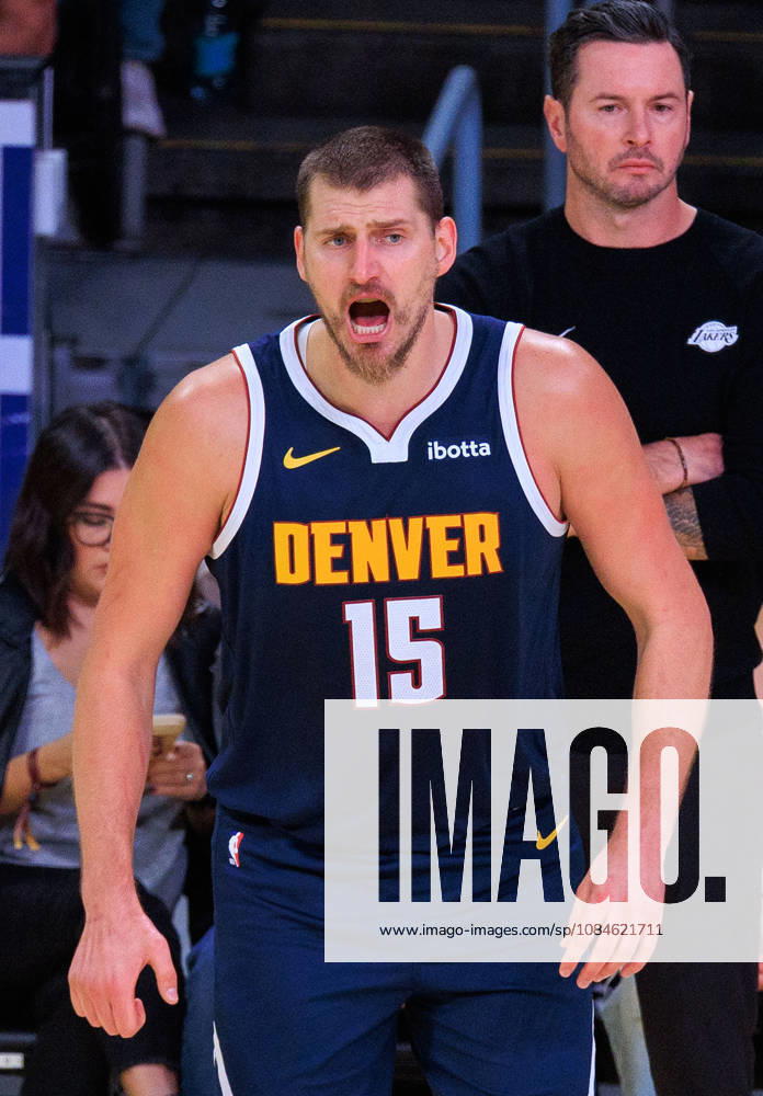 Nikola Jokic 15 of the Denver Nuggets reacts to a play during a preseason NBA, Basketball Herren, USA game against the Los Angeles Lakers on Friday October 16, 2026 at Crypto.com Arena in Los Angeles, California. JAVIER ROJAS PI Lakers Vs. Nuggets - Preseason - ZUMAp124 20261016_zaa_p124_020