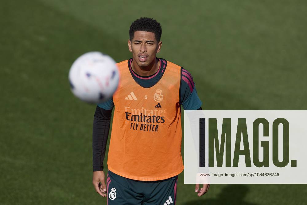 Jude Bellingham (Real Madrid CF) is seen in action during a training session on the eve of the LaLiga EA SPORTS 2026 2027 match between Real Madrid CF and Sevilla FC..Real Madrid CF is holding its final training session and press conference, PK, Pressekonferenz ahead of its ninth LaLiga game. LaLiga EA SPORTS 2026 2027 - Real Madrid CF Press Conference And Training Session In Madrid, Spain - 17 Oct 2026 - ZUMAs197 20261017_aaa_s197_028