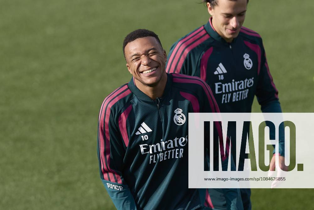 Kylian Mbappe (Real Madrid CF) is seen in action during a training session on the eve of the LaLiga EA SPORTS 2026 2027 match between Real Madrid CF and Sevilla FC..Real Madrid CF is holding its final training session and press conference, PK, Pressekonferenz ahead of its ninth LaLiga game. LaLiga EA SPORTS 2026 2027 - Real Madrid CF Press Conference And Training Session In Madrid, Spain - 17 Oct 2026 - ZUMAs197 20261017_aaa_s197_048
