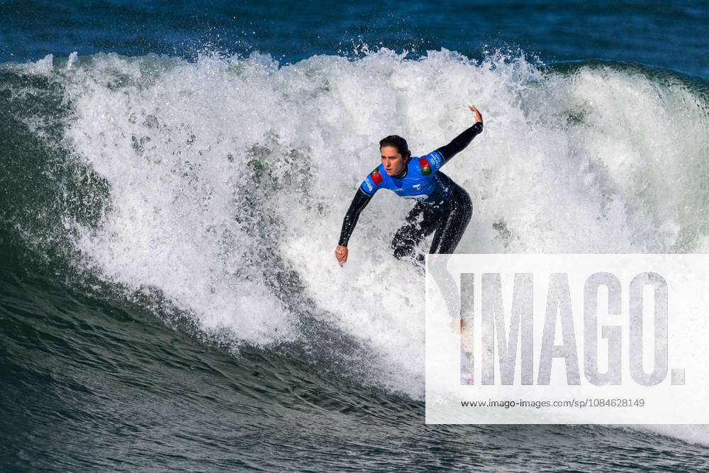 Francisca Veselko during the Meo Rip Curl Pro Portugal at Praia dos Supertubos on October 17, 2026 in Peniche, Portugal. Peniche Portugal - ZUMAs391 20261017_znp_s391_004
