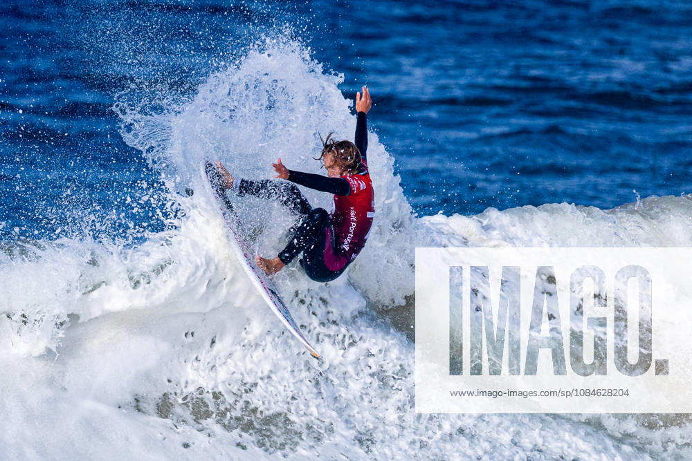 Caitlin Simmers during the Meo Rip Curl Pro Portugal at Praia dos Supertubos on October 17, 2026 in Peniche, Portugal. Surf 2026: Meo Rip Curl Pro Portugal - ZUMAs391 20261017_znp_s391_003