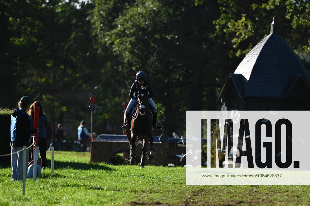 MONDIAL DU LION 2026 - CROSS COUNTRY LE LION-D ANGERS, FRANCE - OCTOBER 17, 2026 : Holly Woodhead riding Greannanstown Sarahs Lady during the cross-country competition at the Mondial du Lion 2026, FEI WBFSH Eventing World Breeding Championship for Young Horses. Le Lion-d AngersFrance