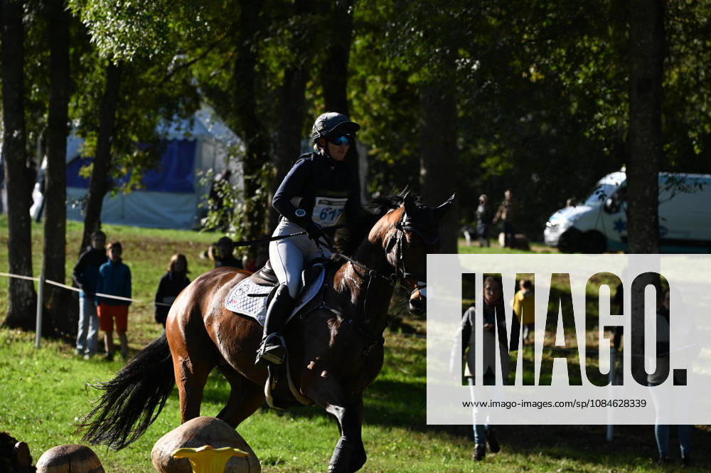MONDIAL DU LION 2026 - CROSS COUNTRY LE LION-D ANGERS, FRANCE - OCTOBER 17, 2026 : Holly Woodhead riding Greannanstown Sarahs Lady during the cross-country competition at the Mondial du Lion 2026, FEI WBFSH Eventing World Breeding Championship for Young Horses. Le Lion-d AngersFrance