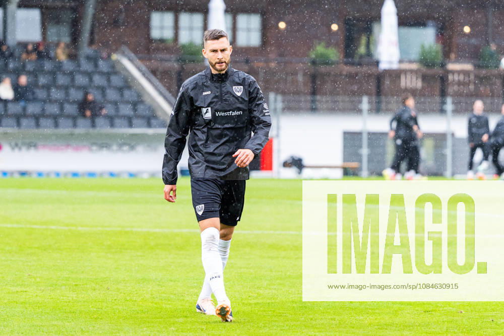 3rd Division: SG Sonnenhof Großaspach vs. SC Preußen Münster, October 17, 2026, Aspach, GERMANY October 17, 2026 Felix Higl of SC Preußen Münster, 33, during warm-ups before the match between SG Sonnenhof Großaspach and SC Preußen Münster on Matchday 10 of the 3. Liga at the WIRmachenDRUCK Arena