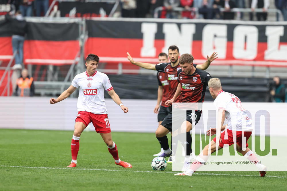 3rd Division FC Ingolstadt 04 Rot Weiss Essen Benjamin Kanuric 37 FCI Tackle Battle for the ball Telalovic Semir 17 RWE Sietan Janne 22 RWE Lukas Fröde 34, FCI 3rd Division FC Ingolstadt 04 2026–2027 Season Rot Weiss Essen
