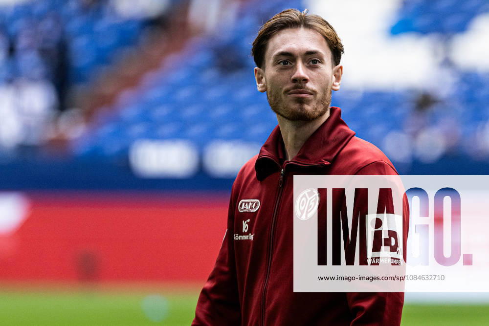 1 German Bundesliga FC Schalke 04 1 FSV Mainz 05 October 17, 2026 Stefan Posch 1 FSV Mainz 05, 4 during the field inspection 1 German Bundesliga Matchday 6 FC Schalke 04 1 FSV Mainz 05 Veltins Arena, Gelsenkirchen 17 10 2026 DFL regulations prohibit any use of photographs as image sequences and or quasi-video