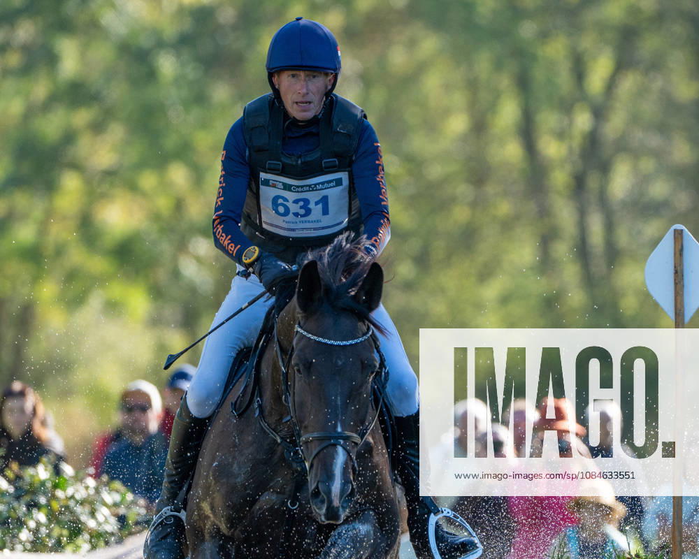 MONDIAL DU LION 2026 - CROSS COUNTRY LE LION-D ANGERS, FRANCE - OCTOBER 17, 2026 : Patrick Verbakel riding Passoa during the cross-country competition at the Mondial du Lion 2026, FEI WBFSH Eventing World Breeding Championship for Young Horses. Le Lion-d AngersFrance