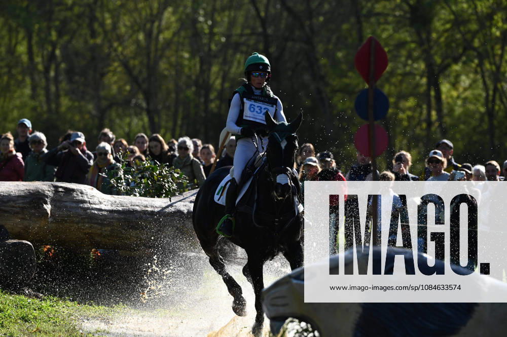 MONDIAL DU LION 2026 - CROSS COUNTRY LE LION-D ANGERS, FRANCE - OCTOBER 17, 2026 : Sarah Ennis riding Lady Sky M during the cross-country competition at the Mondial du Lion 2026, FEI WBFSH Eventing World Breeding Championship for Young Horses. Le Lion-d AngersFrance