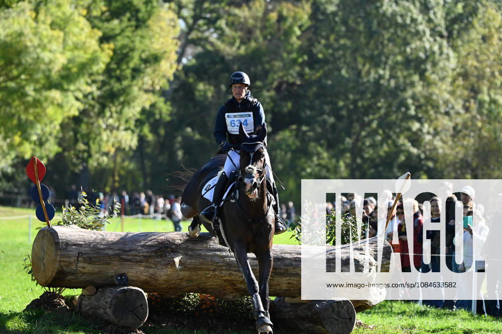 MONDIAL DU LION 2026 - CROSS COUNTRY LE LION-D ANGERS, FRANCE - OCTOBER 17, 2026 : Lara de Liedekerke-Meier riding Herakles during the cross-country competition at the Mondial du Lion 2026, FEI WBFSH Eventing World Breeding Championship for Young Horses. Le Lion-d AngersFrance