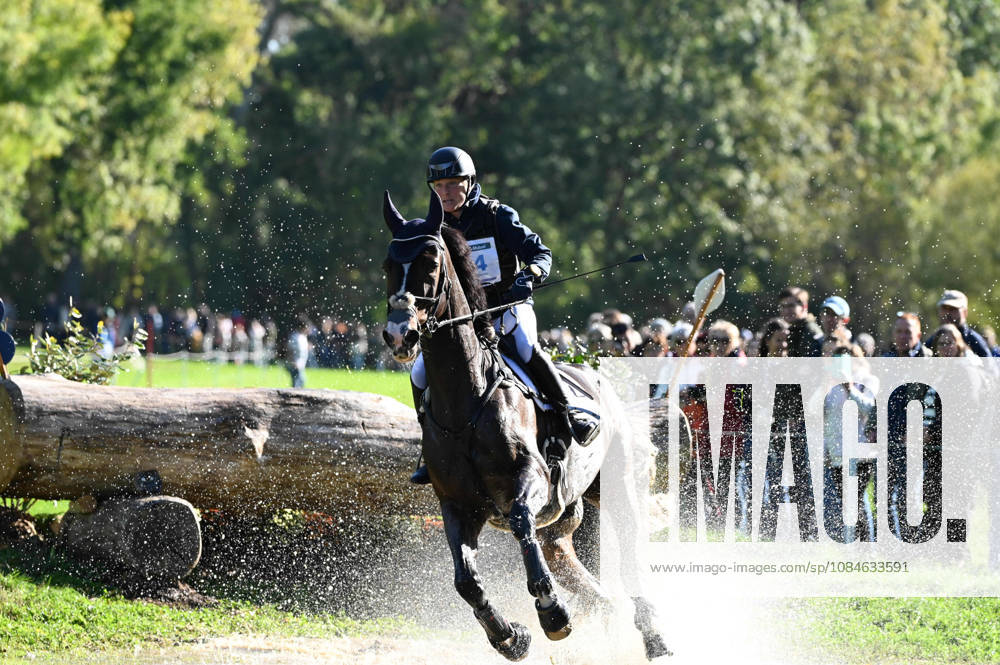 MONDIAL DU LION 2026 - CROSS COUNTRY LE LION-D ANGERS, FRANCE - OCTOBER 17, 2026 : Lara de Liedekerke-Meier riding Herakles during the cross-country competition at the Mondial du Lion 2026, FEI WBFSH Eventing World Breeding Championship for Young Horses. Le Lion-d AngersFrance