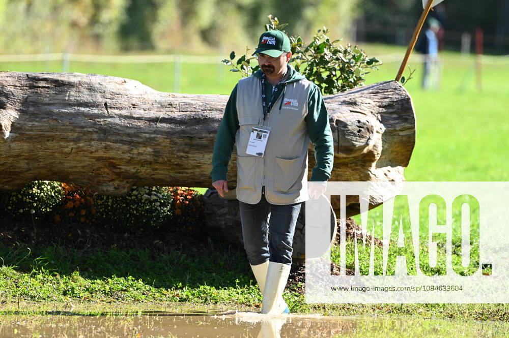 MONDIAL DU LION 2026 - CROSS COUNTRY LE LION-D ANGERS, FRANCE - OCTOBER 17, 2026 : Organisation’s Team during the cross-country competition at the Mondial du Lion 2026, FEI WBFSH Eventing World Breeding Championship for Young Horses. Le Lion-d AngersFrance