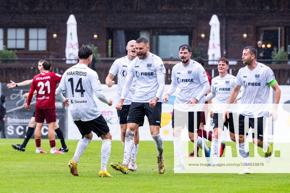 3rd Division: SG Sonnenhof Großaspach vs. SC Preußen Münster, October 17, 2026, Aspach, GERMANY October 17, 2026 Felix Higl of SC Preußen Münster, 33, celebrates his 2-0 goal during the match between SG Sonnenhof Großaspach and SC Preußen Münster on Matchday 10 of the 3. Liga at the WIRmachenDRUCK Arena