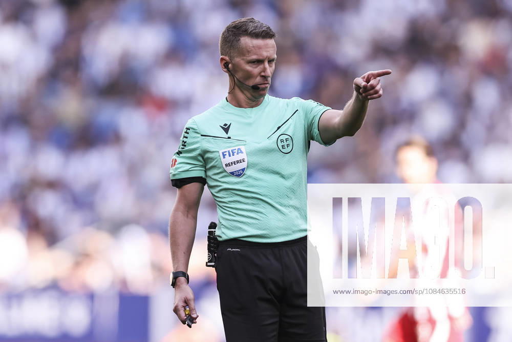 Alejandro Hernandez, referee of the match, gestures during the Spanish league, LaLiga EA Sports, football match played between RCD Espanyol and Atletico de Madrid at RCDE Stadium on October 17, 2026 in Cornella, Spain. Cornella SPAIN - ZUMAa181 20261017_zaa_a181_120