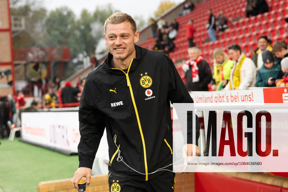 Germany 1 Bundesliga 2026–2027: Union Berlin vs. Borussia Dortmund, Matchday 6, October 17, 2026, Stadion an der Alten Försterei, Berlin; Julian Ryerson, Borussia Dortmund, 26