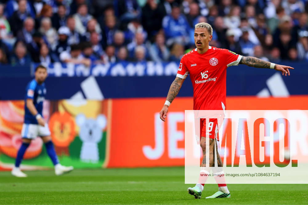 Phillip Tietz of FSV Mainz 05 gestures during the Bundesliga 2026 27 match between FC Schalke 04 and FSV Mainz 05 at Veltins-Arena on October 17, 2026 in Gelsenkirchen, Germany.
