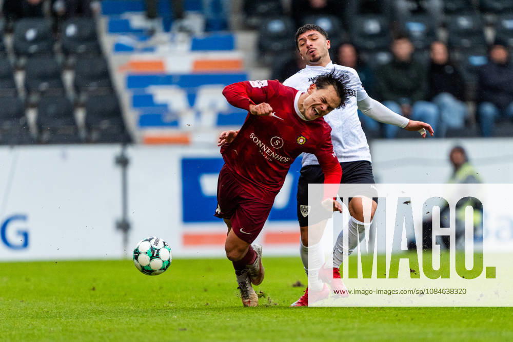 3rd Division: SG Sonnenhof Großaspach vs. SC Preußen Münster, October 17, 2026, Aspach, GERMANY. October 17, 2026: Leon Tasov of SC Preußen Münster, 29 in a tackle against Niklas Pollex of SG Sonnenhof Großaspach, 18 during the match between SG Sonnenhof Großaspach and SC Preußen Münster on Matchday 10 of the 3. Liga at the WIRmachenDRUCK Arena