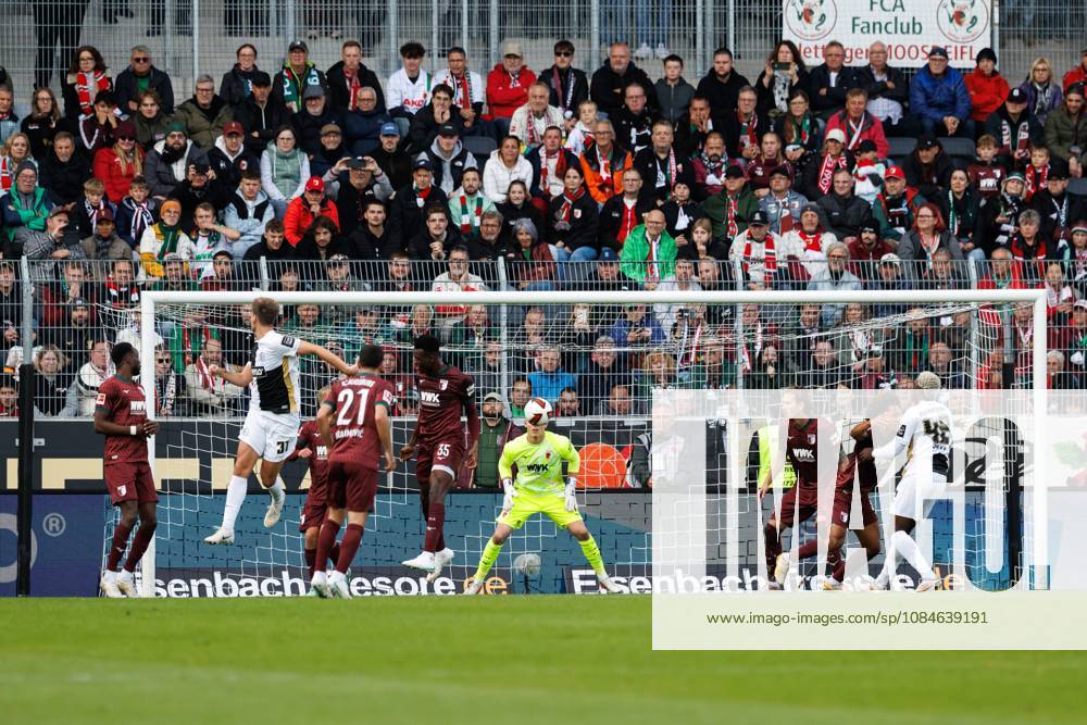 Maximilian Rohr of SV 07 Elversberg scores with a header to make it 3–0, Action, Goal: SV Elversberg vs. FC Augsburg, Soccer, Bundesliga 1, Matchday 6, 2026–2027 Season, October 17, 2026, SV Elversberg vs. FC Augsburg, Soccer, Bundesliga 1, Matchday 6, 2026–2027 Season
