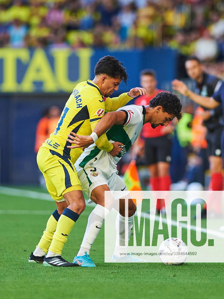 Ilias Akhomach of Villarreal CF and Roy Revivo of Elche CF during the LaLiga EA Sports match between Villarreal CF and Elche CF at Estadio de la Cerámica on October 17, 2026, in Villarreal, Spain