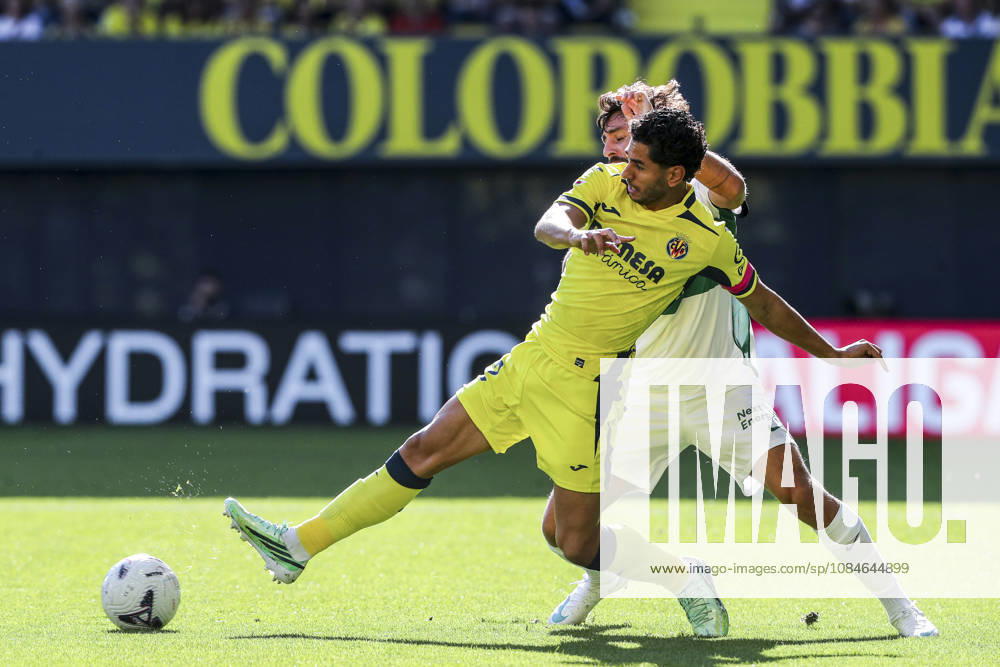 Ayoze Perez of Villarreal CF in action during the Spanish league, LaLiga EA Sports, football match played between Villarreal CF and Elche CF at La Ceramica stadium on October 17, 2026, in Villarreal, Spain. Villarreal SPAIN - ZUMAa181 20261017_zaa_a181_191