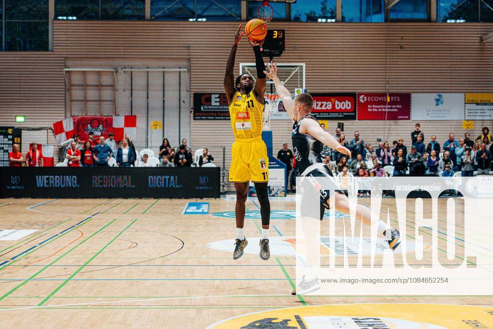 Tyrel Morgan, Kreisbau Kirchheim Knights, 11; Christopher Schultz, Paderborn Baskets, 13; GER, Kreisbau Kirchheim Knights vs. Paderborn Baskets, Barmer 2 Basketball Bundesliga, Matchday 5, 2026–2027 Season, October 17, 2026 GER, Kreisbau Kirchheim Knights vs. Paderborn Baskets, Barmer 2 Basketball Bundesliga, Matchday 5, 2026–2027 Season, October 17, 2026 Kirchheim and Teck