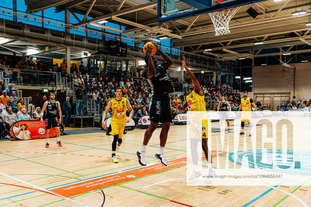 Emmanuel Ugbo, Paderborn Baskets (No. 01), vs. Desmond Watson, Kreisbau Kirchheim Knights (No. 04), GER, Kreisbau Knights vs. SBB Baskets, Basketball, ProA, Matchday 1, 2026–2027 Season, September 26, 2026 GER, Kreisbau Kirchheim Knights vs. Paderborn Baskets, Basketball, ProA, Matchday 5, 2026–2027 season, October 17, 2026 Kirchheim