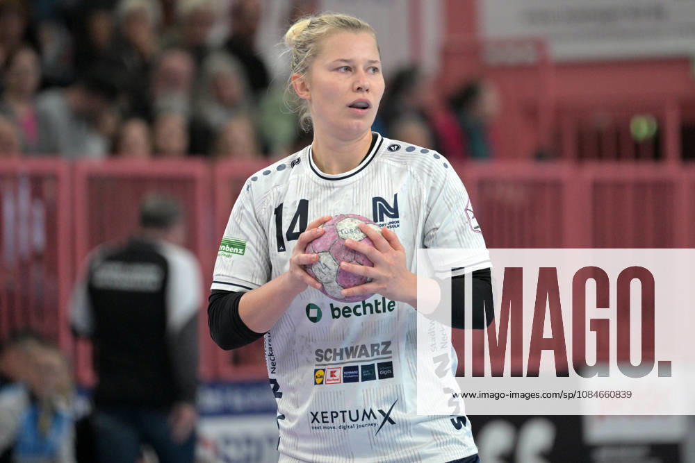 Kamila Brezinova Union Neckarsulm, 14) am Ball TusSies Metzingen vs. Sport-Union Neckarsulm , Handball, Alsco HBF, 06.Ligaspieltag, Saison 2026 2027, 17.10.2026 TusSies Metzingen vs. Sport-Union Neckarsulm , Handball, Alsco HBF, 06.Ligaspieltag, Saison 2026 2027, 17.10.2026 Tuebingen