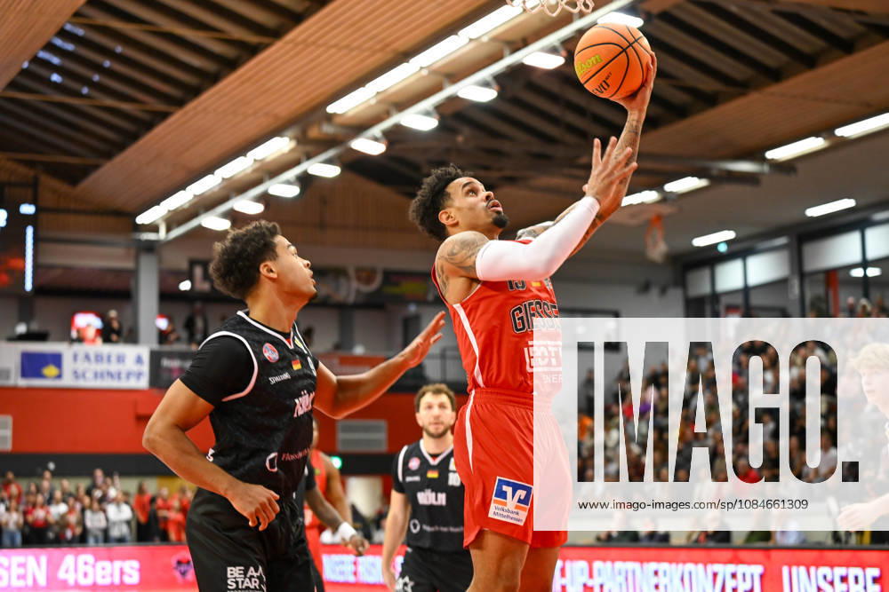 Maxi Begue, Daniel Norl, Barmer 2 Basketball Bundesliga, Pro A, Matchday 5, 46ers, 2026–2027 Basketball Season, BBL, Germany, Giessen 46ers vs. RheinStars Cologne, Giessen in red, Men s, Cologne in black