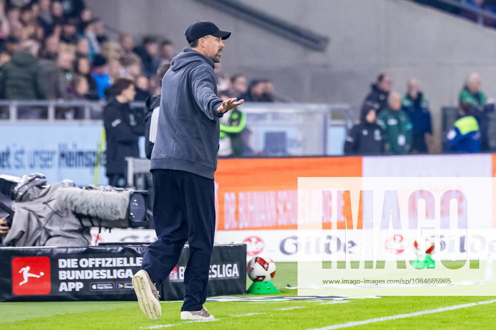 Sandro Wagner, head coach of Hannover 96, gesturing (GER), Hannover 96 vs. FC St. Pauli, soccer, 2. Bundesliga, Matchday 8, 2026–2027 season, October 17, 2026 DFL regulations prohibit the use of photographs as image sequences and or quasi-video GER, Hannover 96 vs. FC St. Pauli, soccer, 2. Bundesliga, Matchday 8, 2026–2027 season, October 17, 2026, Hannover