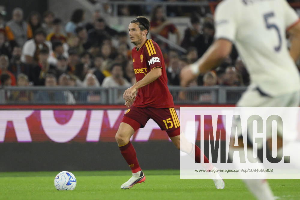 Roma’s Marten de Roon during the Serie A Enilive soccer match between AS Roma and Genoa at the Rome s Olympic stadium, Italy - October 17, 2026. - Soccer.
