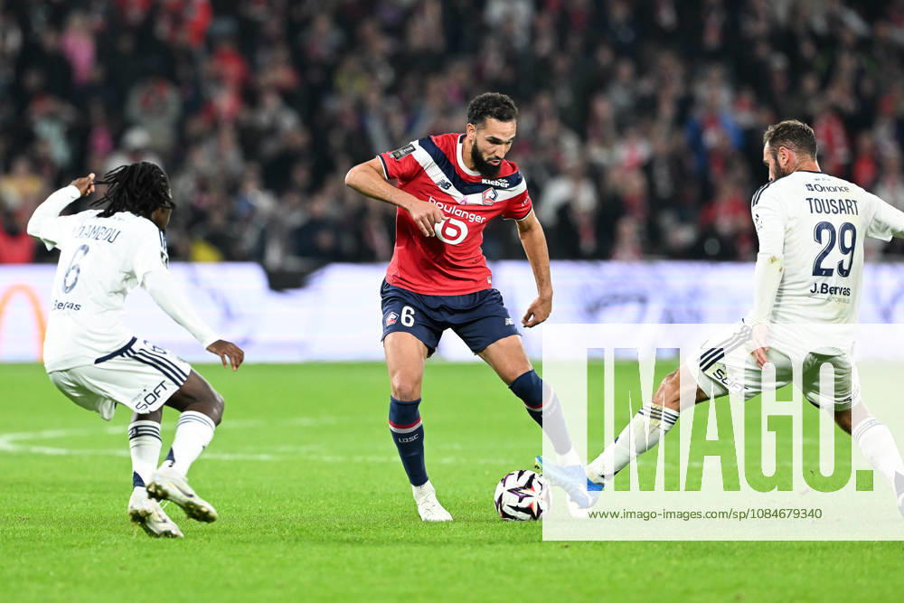 Lille OSC vs Brest Mamady Diambou (6) of Brest, Nabil Bentaleb (6) of Lille and Lucas Tousart (29) of Brest pictured during the French Mc Donalds Ligue 1 season 2026 - 2027 matchday 7 game between Lille OSC and Stade Brest on October 17 , 2026 in Lille, France. (Photo by Jill Delsaux Isosport) Lille France