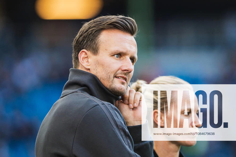 1 Bundesliga: Hamburger SV vs. VfB Stuttgart, October 17, 2026; Claus Costa, Director of Professional Soccer, Hamburger SV, 1st Bundesliga, Matchday 6: Hamburger SV vs. VfB Stuttgart on October 17, 2026, at the Volksparkstadion, Hamburg. DFL regulations prohibit any use of photographs as image sequences and or quasi-video.