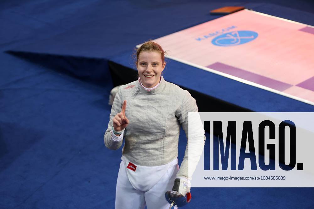 Coupe du Monde d escrime Oran 2026 la Francais Tori Toscane celebre apres avoir remporte la finale individuelle du sabre fà minine, lors de la Finale individuelle du sabre fà minine, lors de la Coupe du monde d escrime 2026 a Oran, en Algerie, le 17 Octobre 2026 (Photo By Billel Bensalem APP Images) oran Algà rie