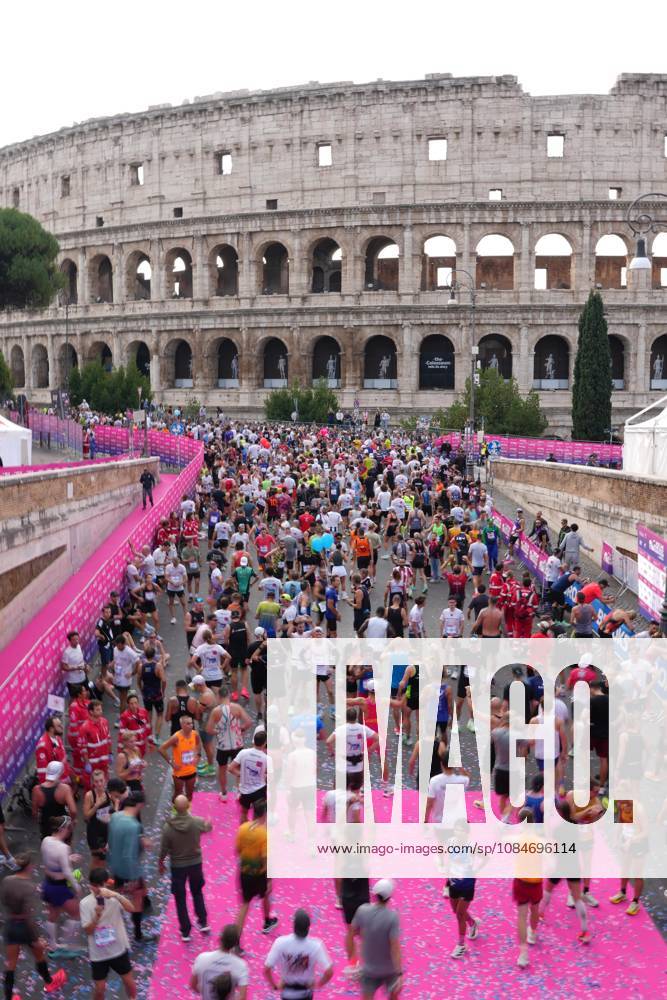 A moment of during the 3th edition of the Wizz Air Rome Half Marathon by Brooks 2026 Rome s, Italy - Sunday, October 18, 2026. ( Photo by Alfredo Falcone LaPresse )