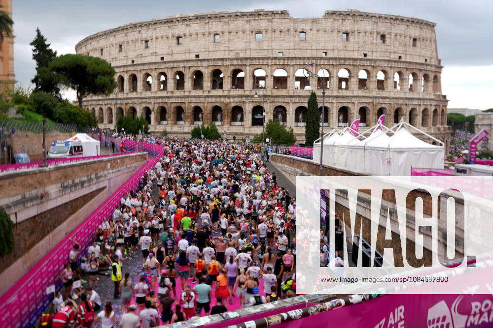 A moment of during the 3th edition of the Wizz Air Rome Half Marathon by Brooks 2026 Rome s, Italy - Sunday, October 18, 2026. ( Photo by Alfredo Falcone LaPresse )