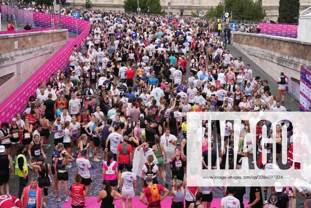 A moment of during the 3th edition of the Wizz Air Rome Half Marathon by Brooks 2026 Rome s, Italy - Sunday, October 18, 2026. ( Photo by Alfredo Falcone LaPresse )