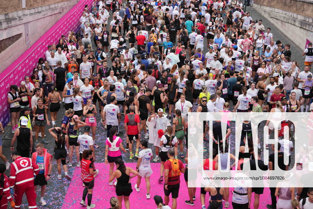 A moment of during the 3th edition of the Wizz Air Rome Half Marathon by Brooks 2026 Rome s, Italy - Sunday, October 18, 2026. ( Photo by Alfredo Falcone LaPresse )