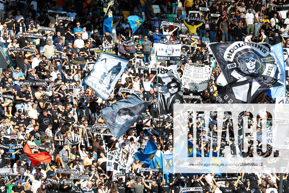 Fans during the Serie A soccer match between Udinese and Lecce at the Friuli Stadium in Udine, north east Italy - October 18, 2026. - Soccer
