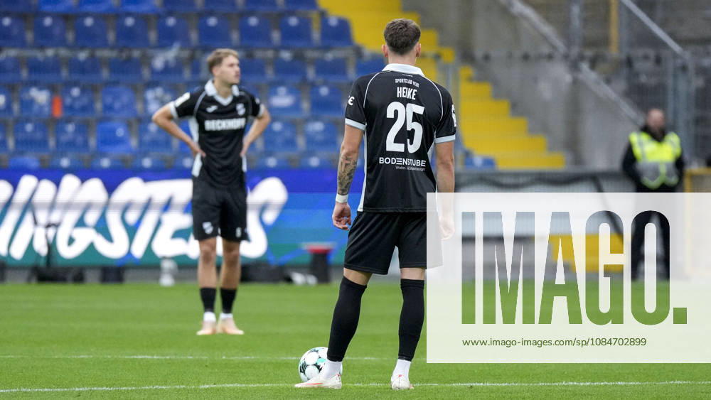 SC Verl players, featuring Tim Heike Verl, 25, looking disappointed; disappointment, frustration, pessimism, after conceding the goal that made the score 1–0; action, game scene, October 18, 2026, Sinsheim, Germany, soccer, 3. Liga, TSG 1899 Hoffenheim II vs. SC Verl, DFB and DFL regulations prohibit any use of photographs as image sequences and or quasi-video