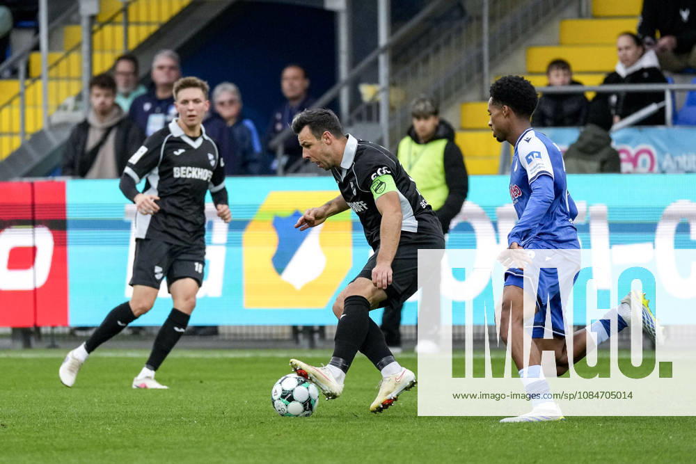 From left: Niko Kijewski (Verl), 19, captain; Natnael Abraha (TSG II), 2; tackle, game scene, duel, tackle, tackling, dynamism, action, 10 18 2026, Sinsheim, Germany, soccer, 3rd League, TSG 1899 Hoffenheim II vs. SC Verl, DFB and DFL regulations prohibit any use of photographs as image sequences and or quasi-video