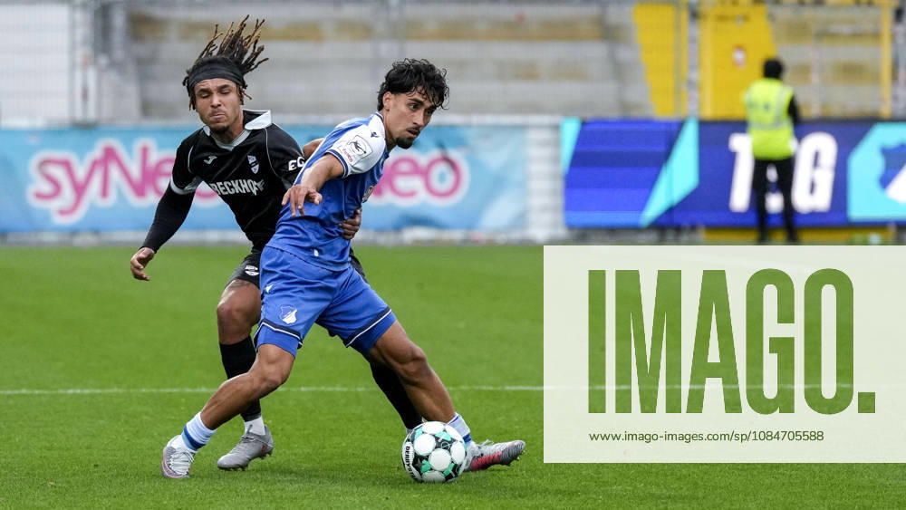 From left: Joshua Eze (Verl), 6; Yasin Zor (TSG II), 10; tackle, game scene, duel, tackle, tackling, dynamics, action, 18 10 2026, Sinsheim, Germany, soccer, 3rd Division, TSG 1899 Hoffenheim II vs. SC Verl, DFB and DFL regulations prohibit any use of photographs as image sequences and or quasi-video