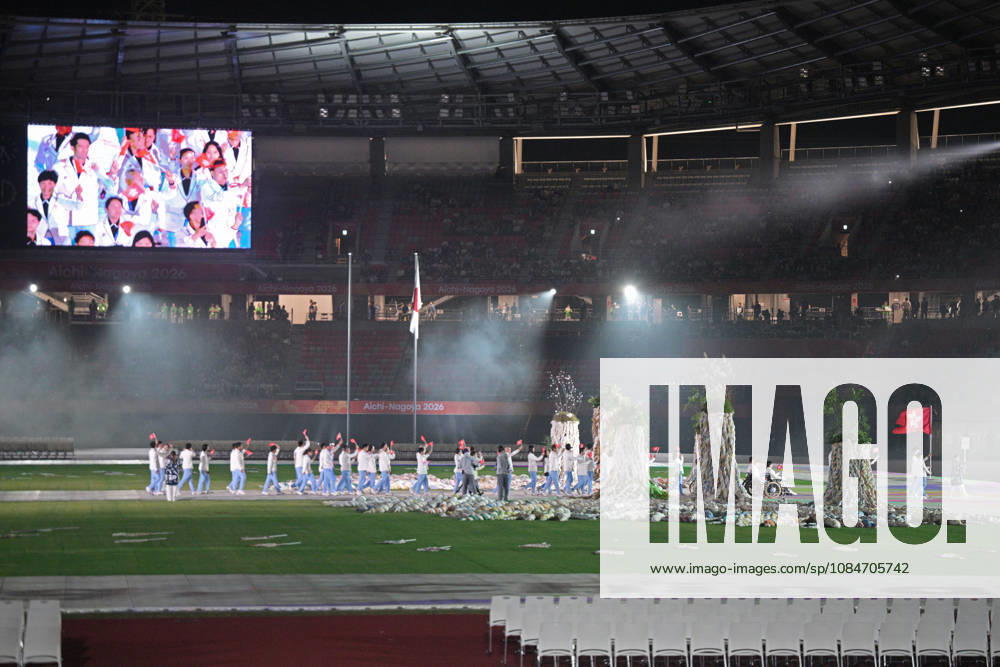 (261018) -- NAGOYA, Oct. 18, 2026 -- The delegation of China s Hong Kong parades into the stadium during the opening ceremony of the Aichi-Nagoya Asian Para Games in Nagoya, Japan, Oct. 18, 2026. ) (SP)JAPAN-NAGOYA-ASIAN PARA GAMES-OPENING CEREMONY ThenxChihxWey