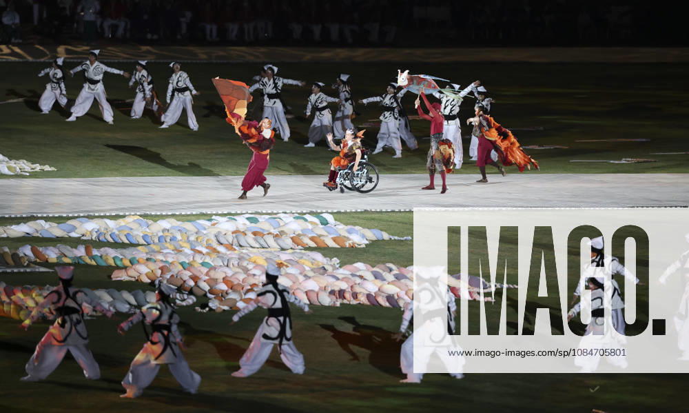 (261018) -- NAGOYA, Oct. 18, 2026 -- Artists perform during the opening ceremony of the Aichi-Nagoya Asian Para Games in Nagoya, Japan, Oct. 18, 2026. ) (SP)JAPAN-NAGOYA-ASIAN PARA GAMES-OPENING CEREMONY YaoxQilin