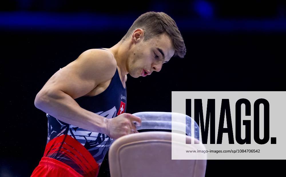 ROTTERDAM - Dominic Tamsel (SUI) in action during the qualifications at the World Gymnastics Championships in Rotterdam Ahoy. IRIS VAN DEN BROEK ANP ANPxSportx IVx 572833383 originalFilename: 572833383