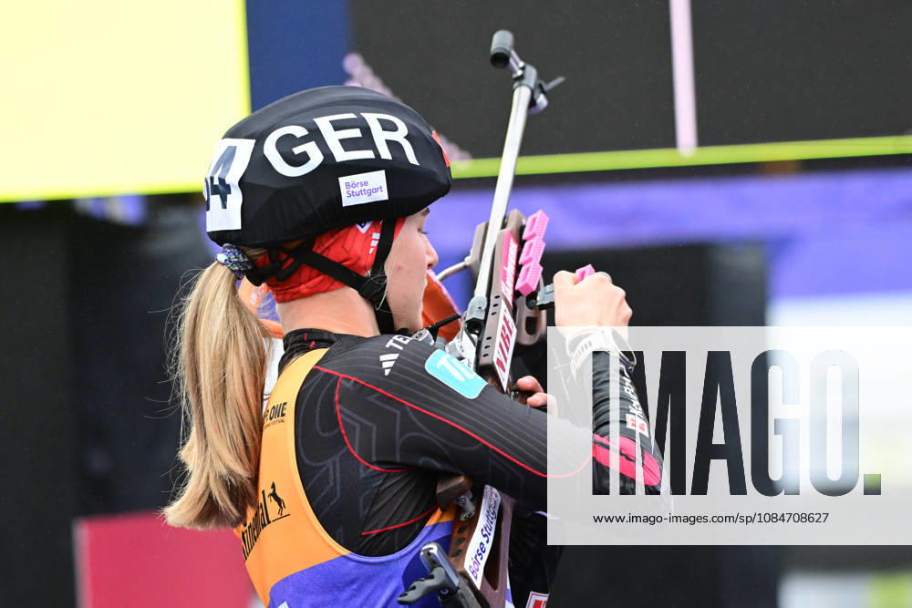 BIATHLON: Julia TANNHEIMER (GER) during the Women s and Men s Super Sprint Qualifier at the Loop One Biathlon Opening Festival in Munich s Olympic Park on October 18, 2026, Germany, Bavaria, Munich, Hans-Jochen-Vogel-Platz, Olympic Park, Bavaria, Germany