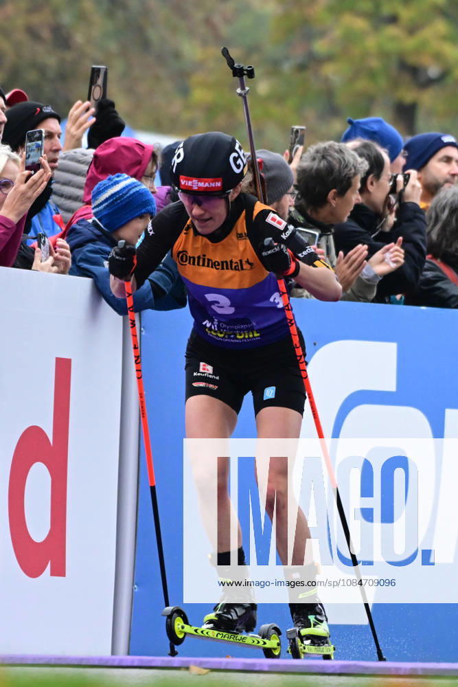 BIATHLON: Janina Hettich-Walz (GER) at the Women s and Men s Super Sprint Qualifier during the Loop One Biathlon Opening Festival at the Olympic Park in Munich on October 18, 2026, Germany, Bavaria, Munich, Hans-Jochen-Vogel-Platz, Olympic Park, Bavaria, Germany