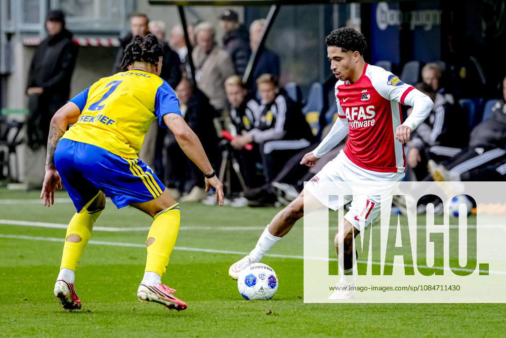 AZ Alkmaar forward Ro Zangelo Daal of Leeuwarden during the Vriendenloterij Eredivisie match between SC Cambuur and AZ at Kooi Stadion on October 18, 2026, in Leeuwarden, Netherlands ED VAN DE POL EYE4IMAGES DeFodi Images