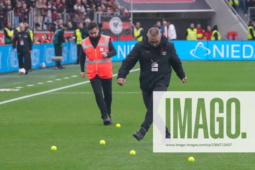 Protest by Freiburg fans; ultras throw tennis balls onto the field; game interrupted; Germany; soccer; Bundesliga 1; Matchday 6; 2026–2027; Bayer Leverkusen vs. SC Freiburg; October 18, 2026; BayArena, Leverkusen, North Rhine-Westphalia, Germany