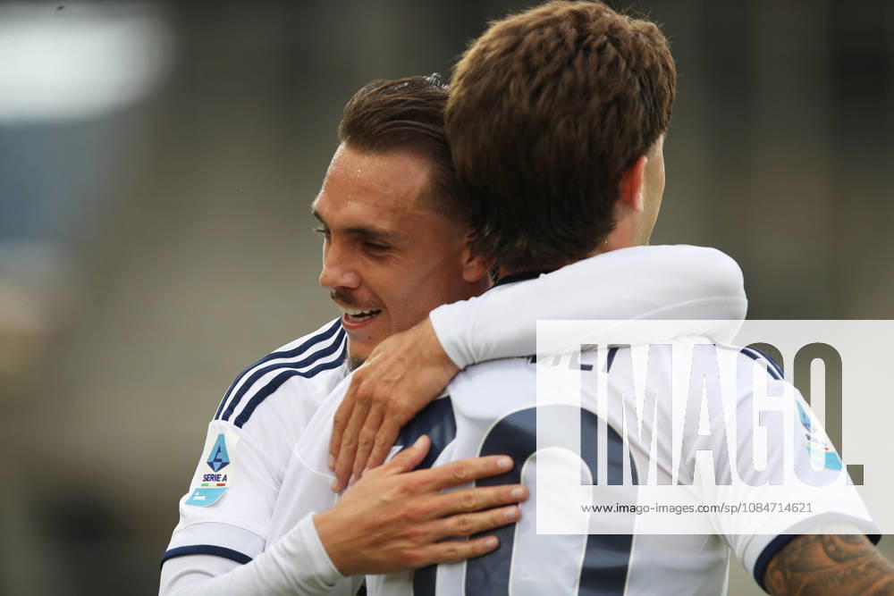 Mattia Liberali of Como 1907 celebrates with Maxence Caqueret of Como 1907the goal of 0-1 scored during the serie A match between ACF Fiorentina and Como 1907 at Artemio Franchi Stadium in Firenze (Italy), October 18, 2026. massimilianoxcarnabuci