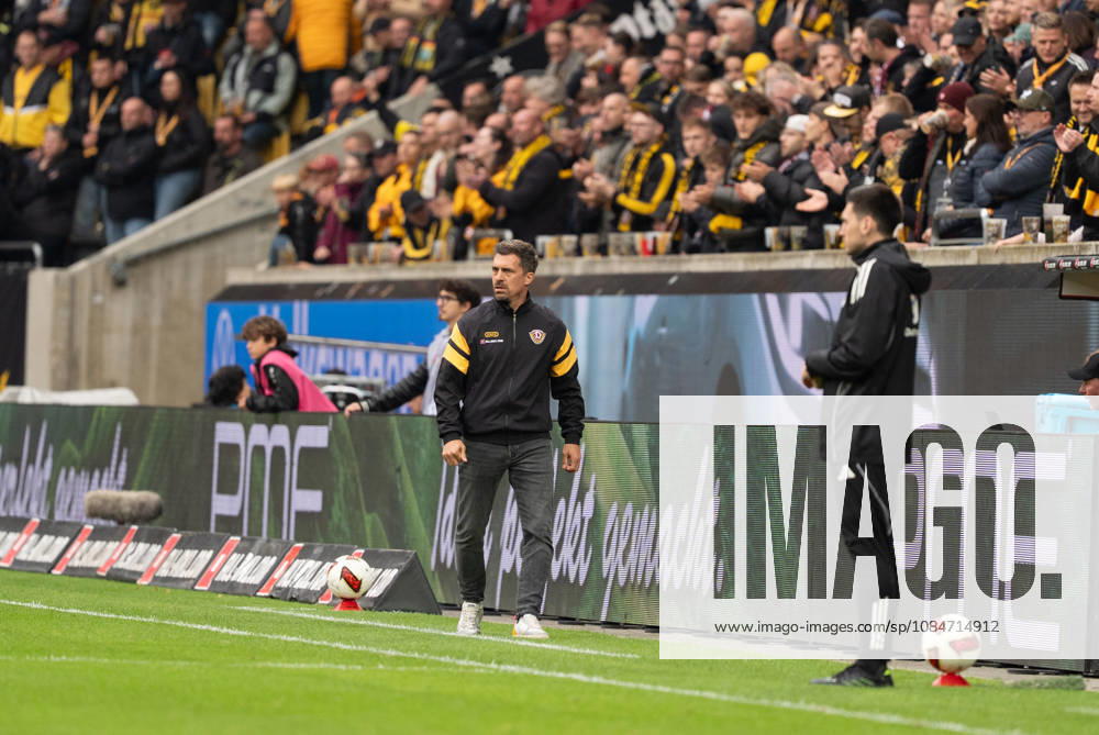 Pictured: Head Coach Thomas Stamm, SG Dynamo Dresden, October 18, 2026; SG Dynamo Dresden vs. 1. FC Magdeburg, Bundesliga Matchday 8, Soccer, Germany, Dresden, Rudolf Harbig Stadium
